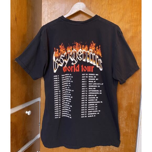 BOYGENIUS Concert T Shirt Black World Tour Dates Double Sided Flames Sz L 2023 - Picture 5 of 6